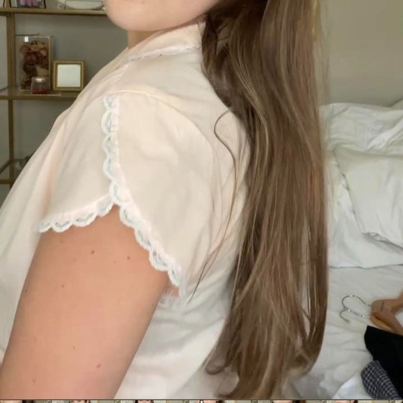 Vintage 1960's Peach SS Button Up with Lace Trim, Size S - Picture 4 of 4